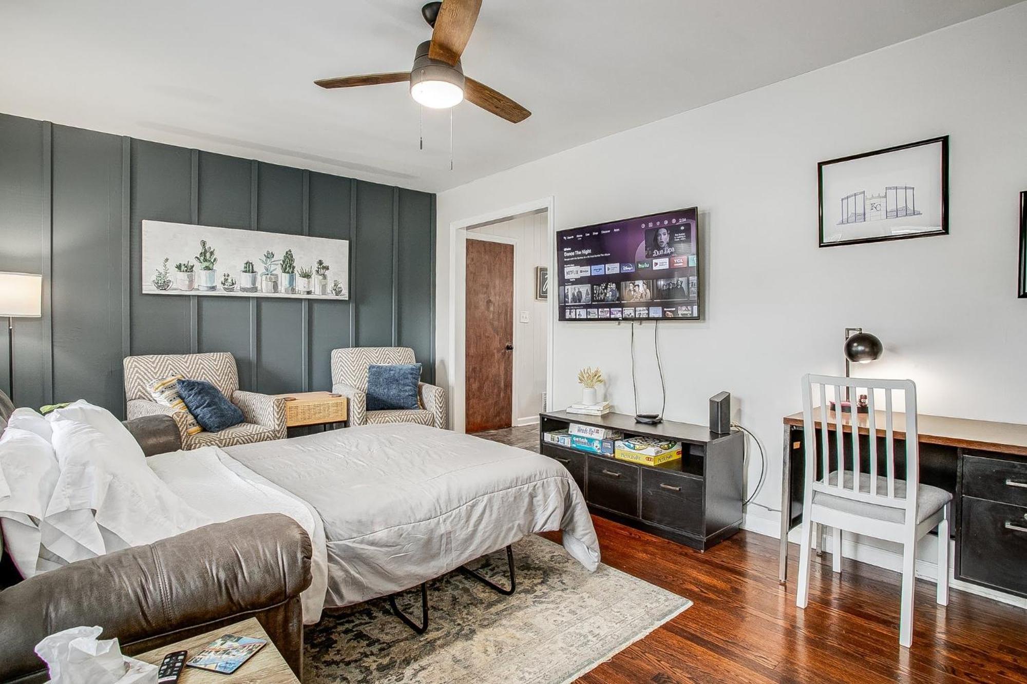 Chic Home With Huge Grassy Yard 7 Mins To Arrowhead Stadium 인데펜던스 외부 사진