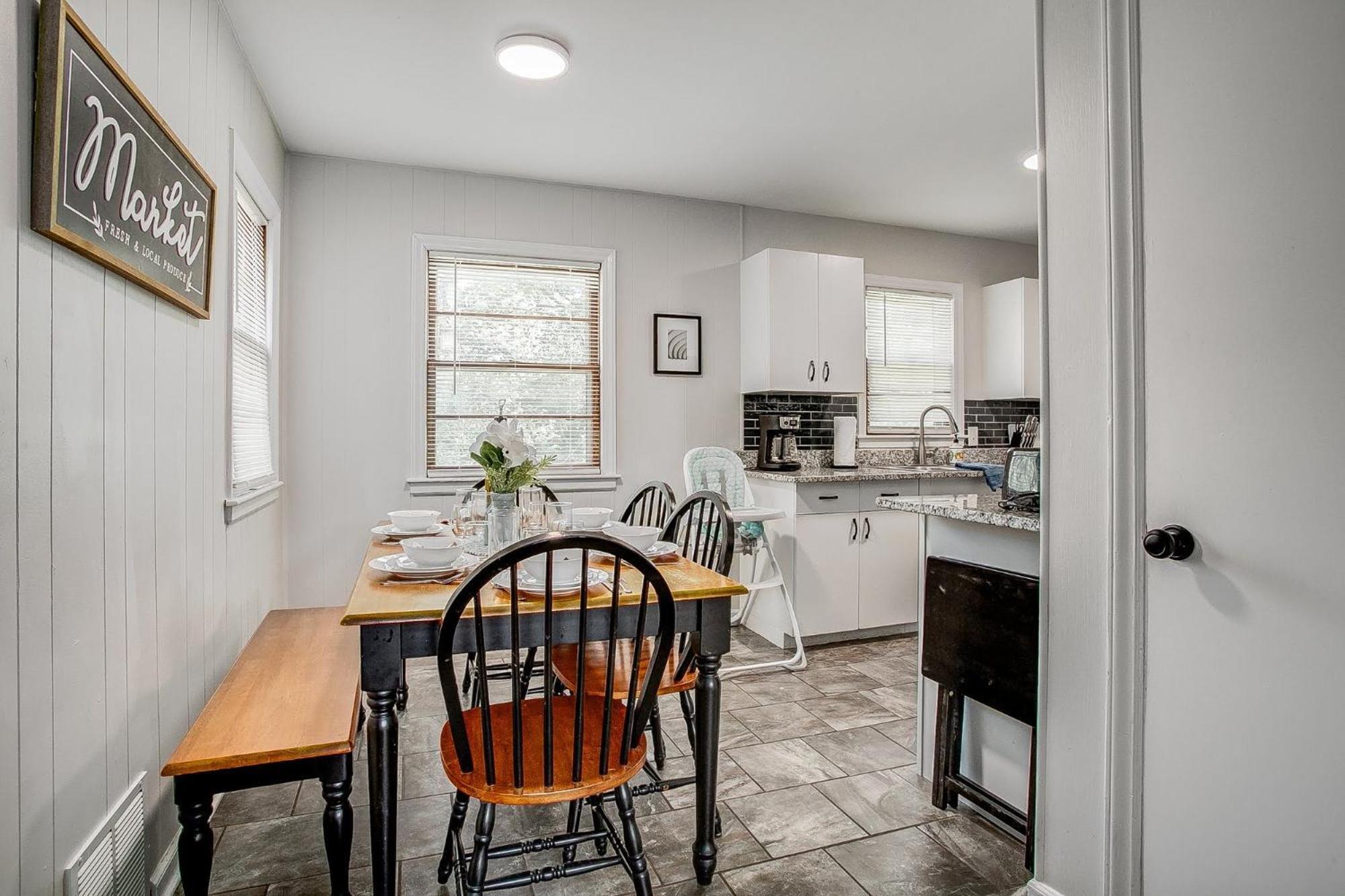 Chic Home With Huge Grassy Yard 7 Mins To Arrowhead Stadium 인데펜던스 외부 사진